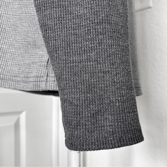 Edikted Me Time Oversized Waffle Top Gray NWOT - Picture 7 of 11